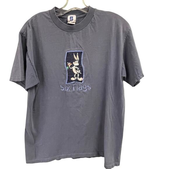 Vintage Six Flags Bugs Bunny Tee Size Medium VTG Shirt Embroidered - Picture 1 of 5